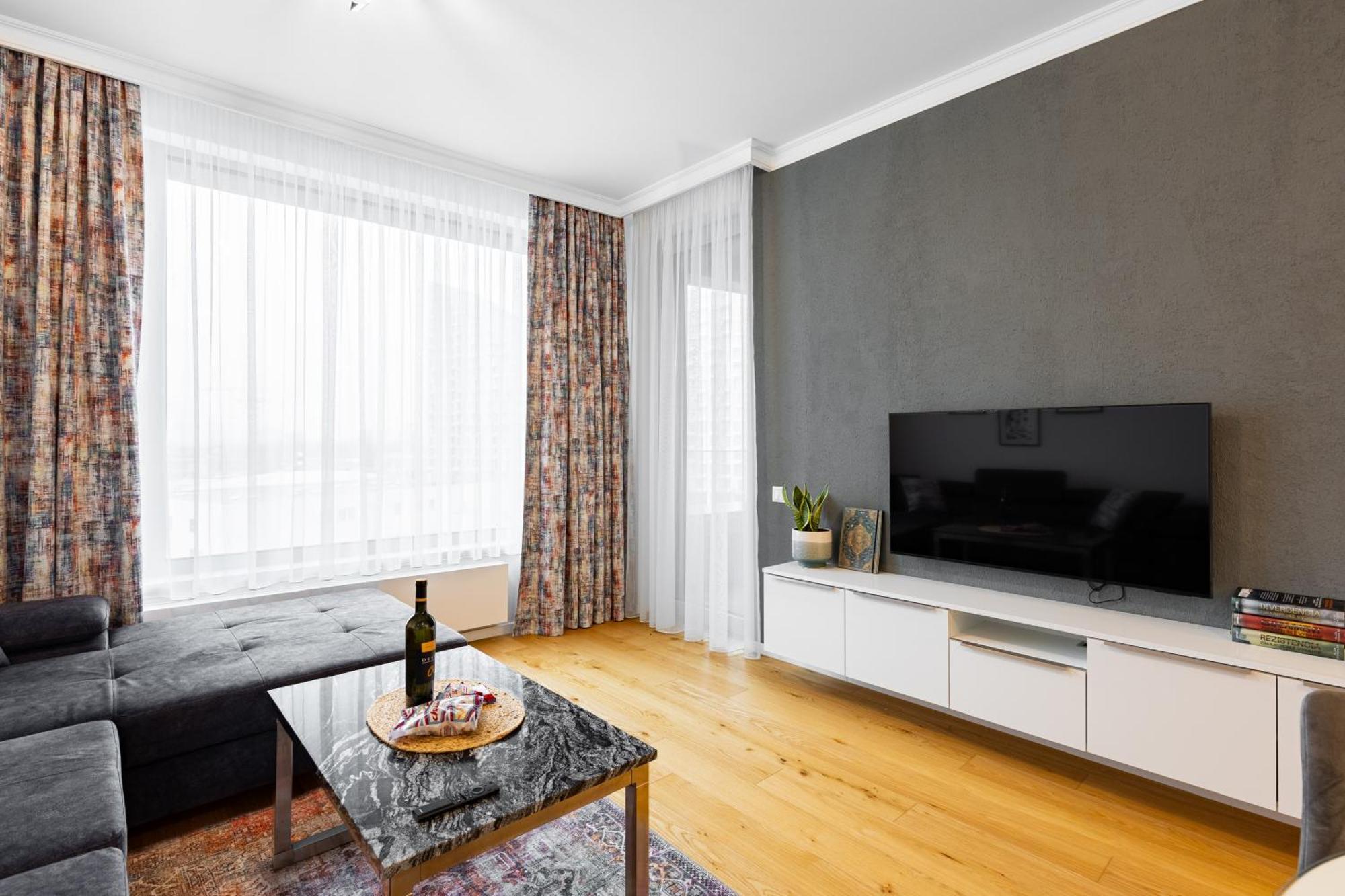 Apartmán Skypark Retreat With Balcony